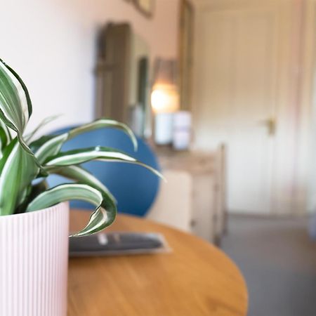 Wildwood B&B Lymington Ngoại thất bức ảnh