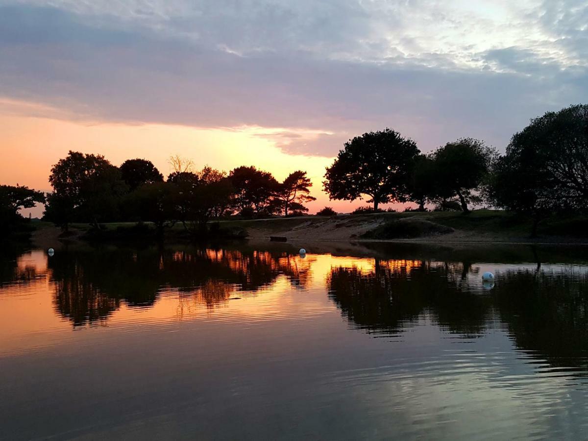 Wildwood B&B Lymington Ngoại thất bức ảnh